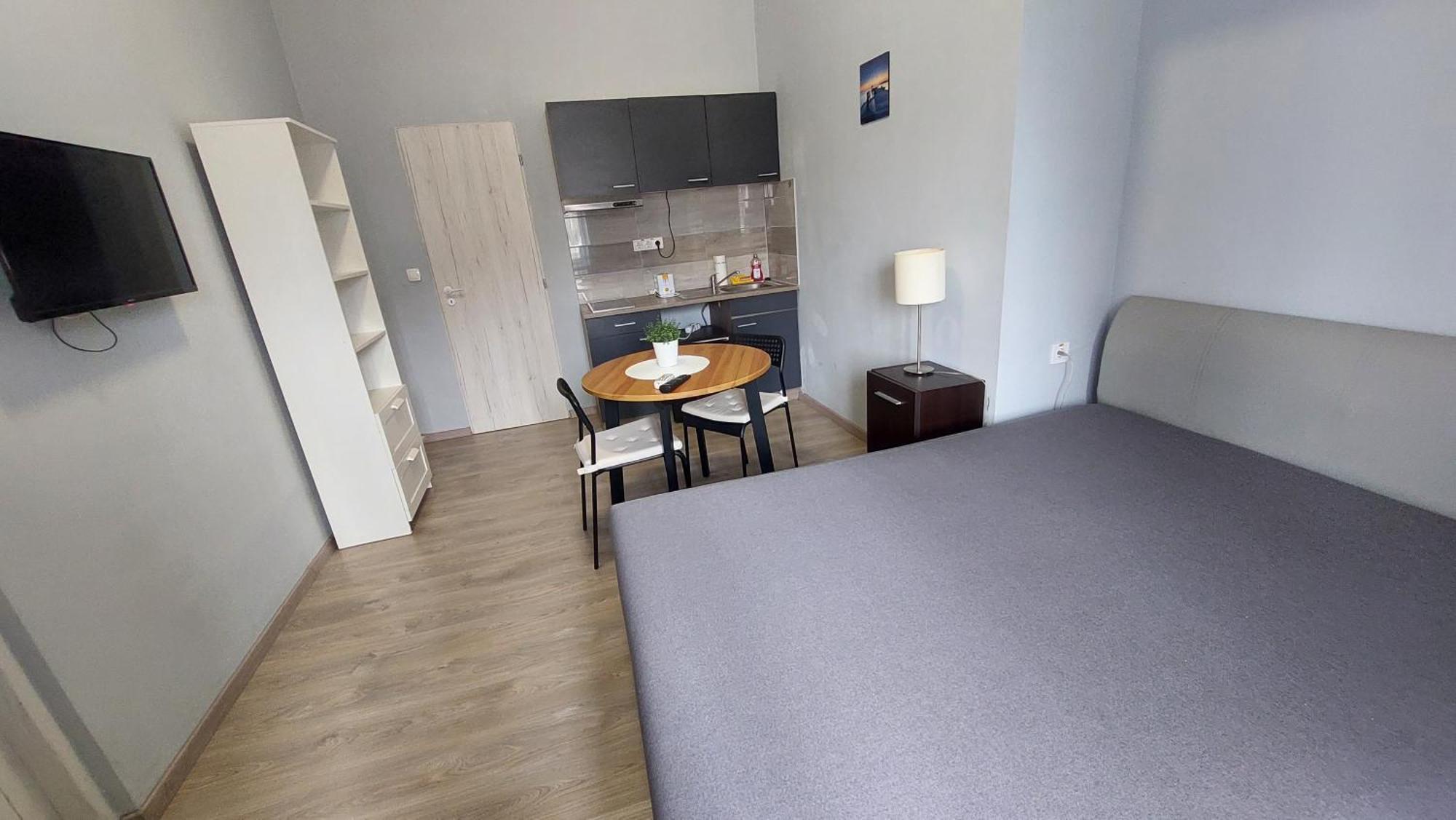 Kinizsi Udvar Apartmanhaz Balatonboglár Eksteriør billede
